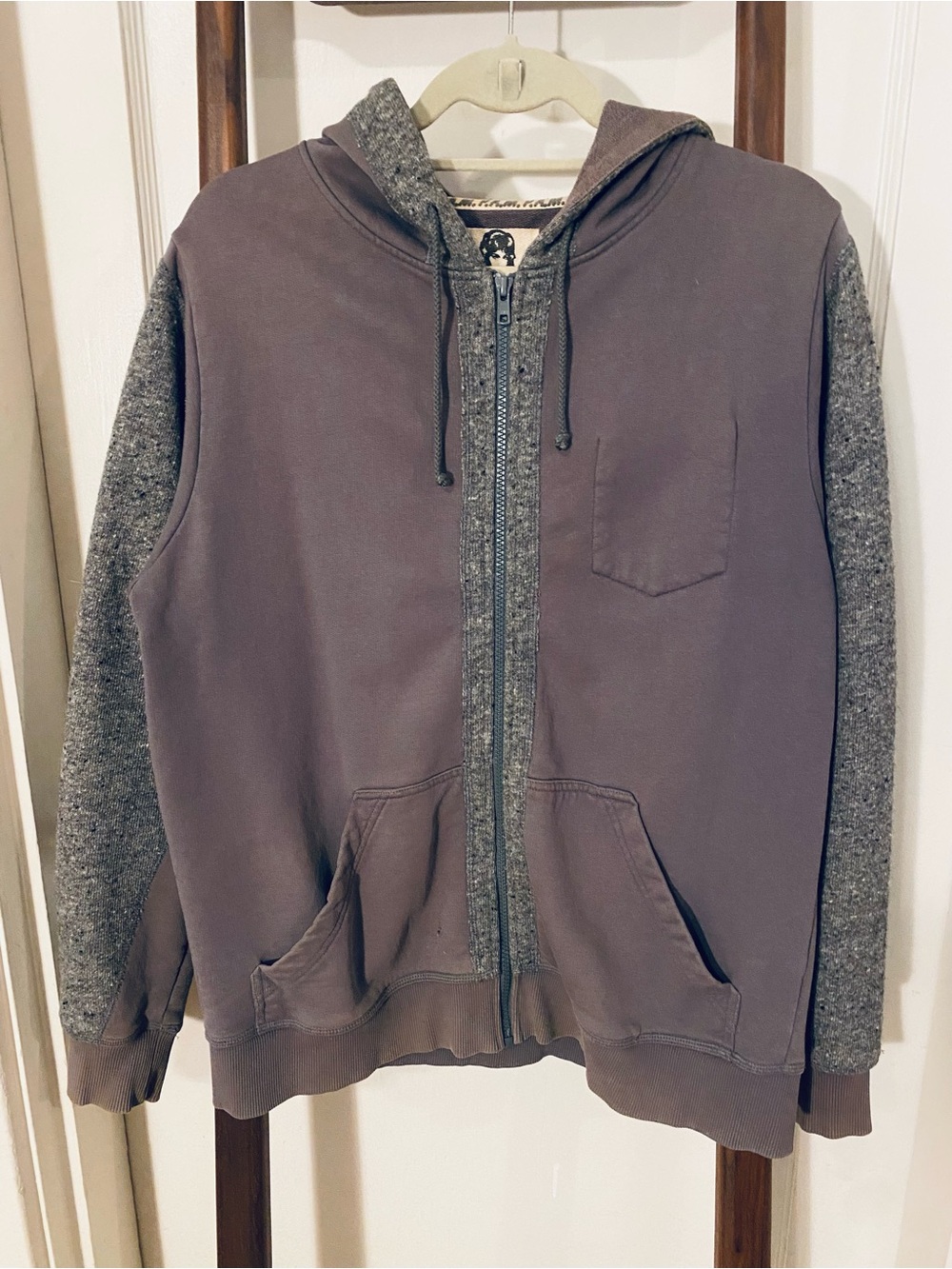 Men's Perks and Mini Gray Zip-Up Hoodie Sweater
